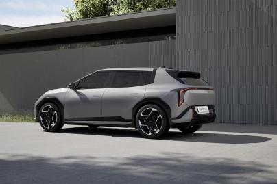 Kia EV4 officieel 2025