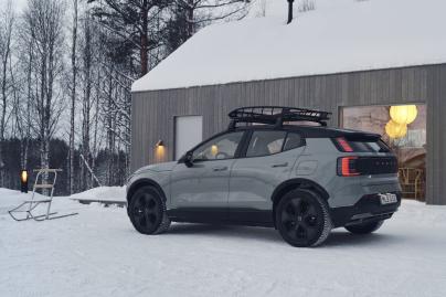 Volvo EX30 Cross Country 2025