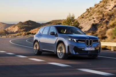 BMW iX3 2025