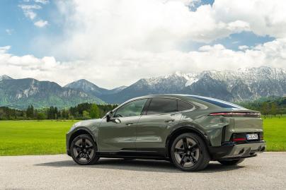 First Drive : Porsche Cayenne Coupe Elecitrc (2026)