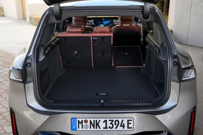 BMW iX3 50 xDrive test 2026