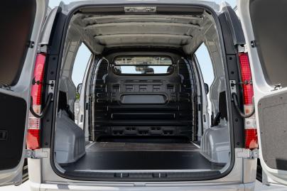 Hyundai Staria Electric test 2026