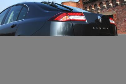 Rijtest-Renault-Laguna-dCi-2011-12