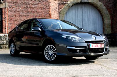 Rijtest-Renault-Laguna-dCi-2011-18